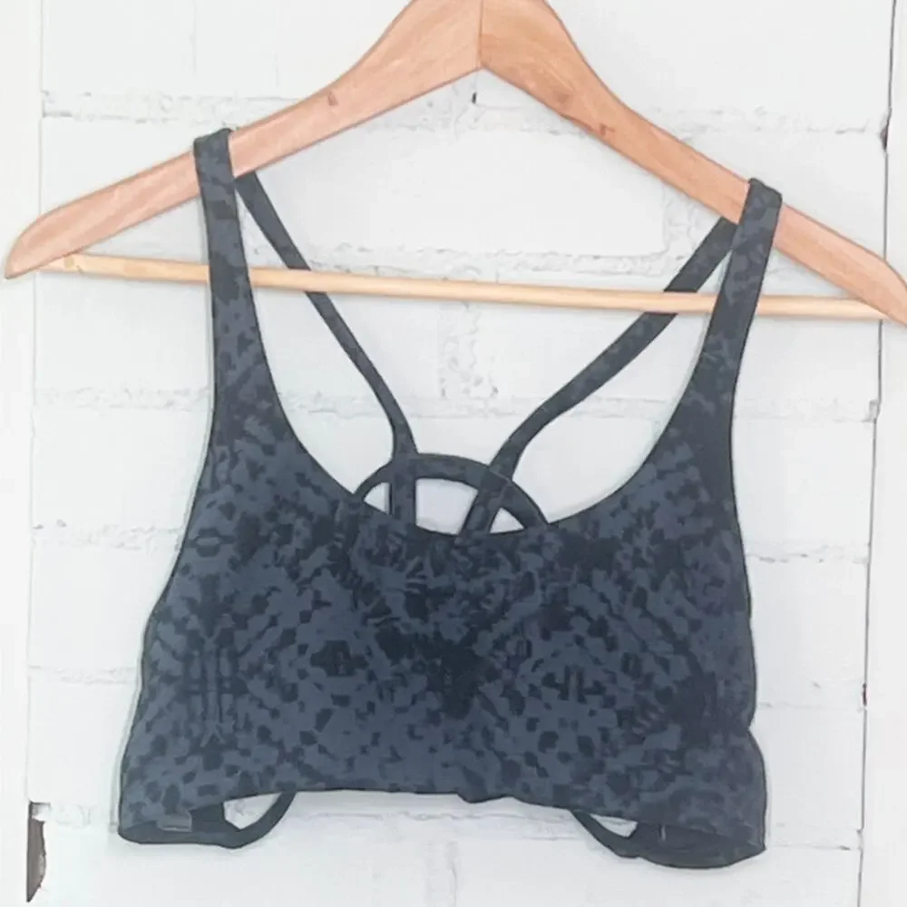 Vuori Yosemite Sports Bra Large Ocean Shibori Blue Black - Picture 8 of 8